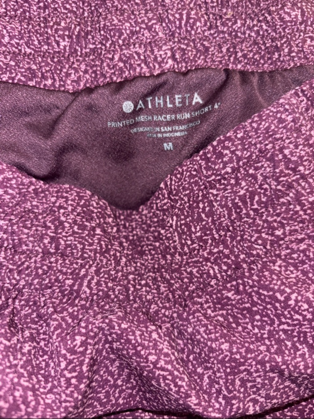 Athleta Printed Mesh Racer Run 4” Short Violet Static S/446581 - Picture 3 of 3